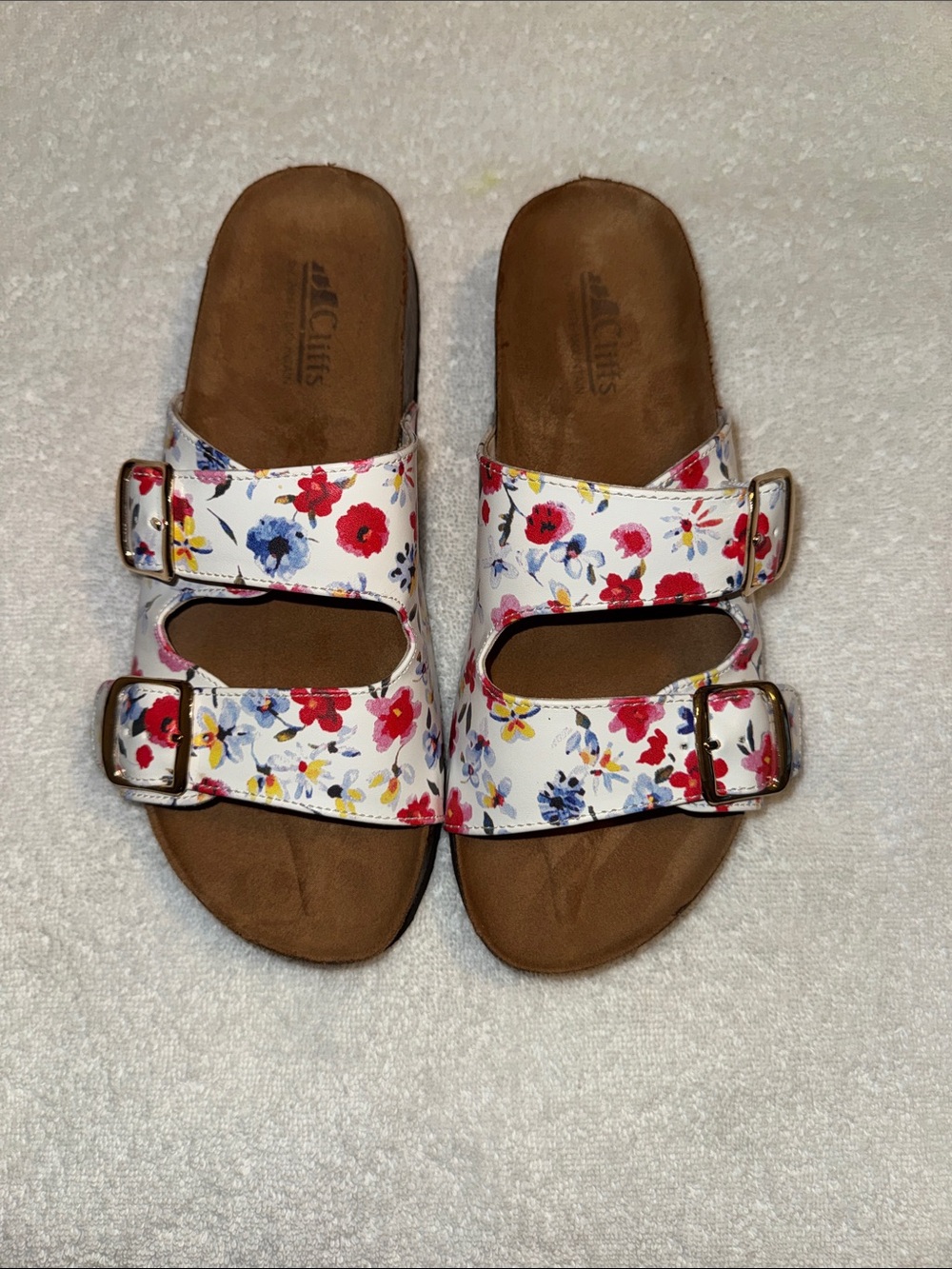 Cliffs by WHITE MOUNTAIN White Floral Double-Strap Slide Sandals